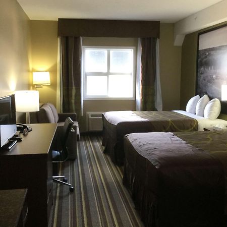 Hotel Super 8 By Wyndham Hardisty Esterno foto