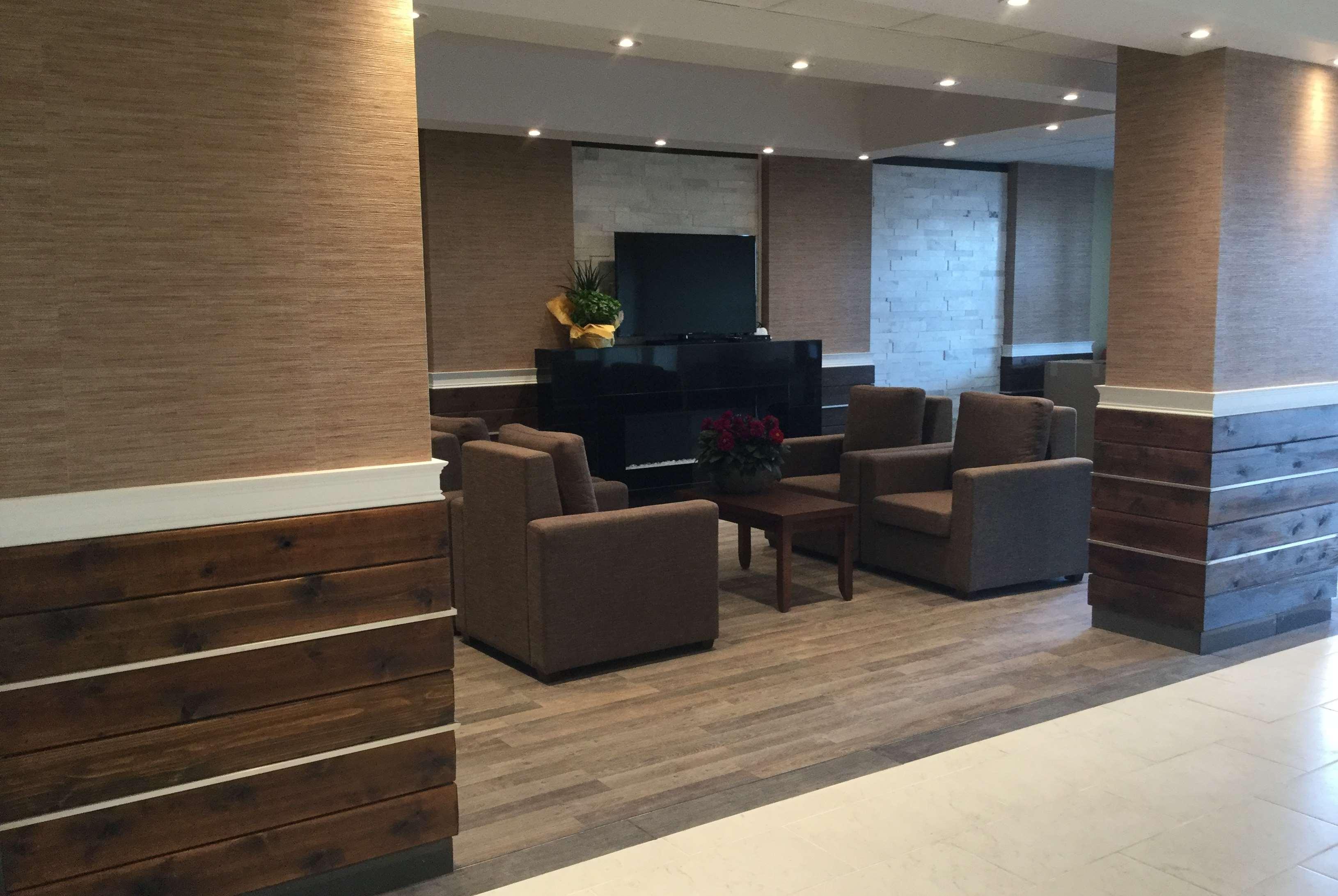 Hotel Super 8 By Wyndham Hardisty Esterno foto